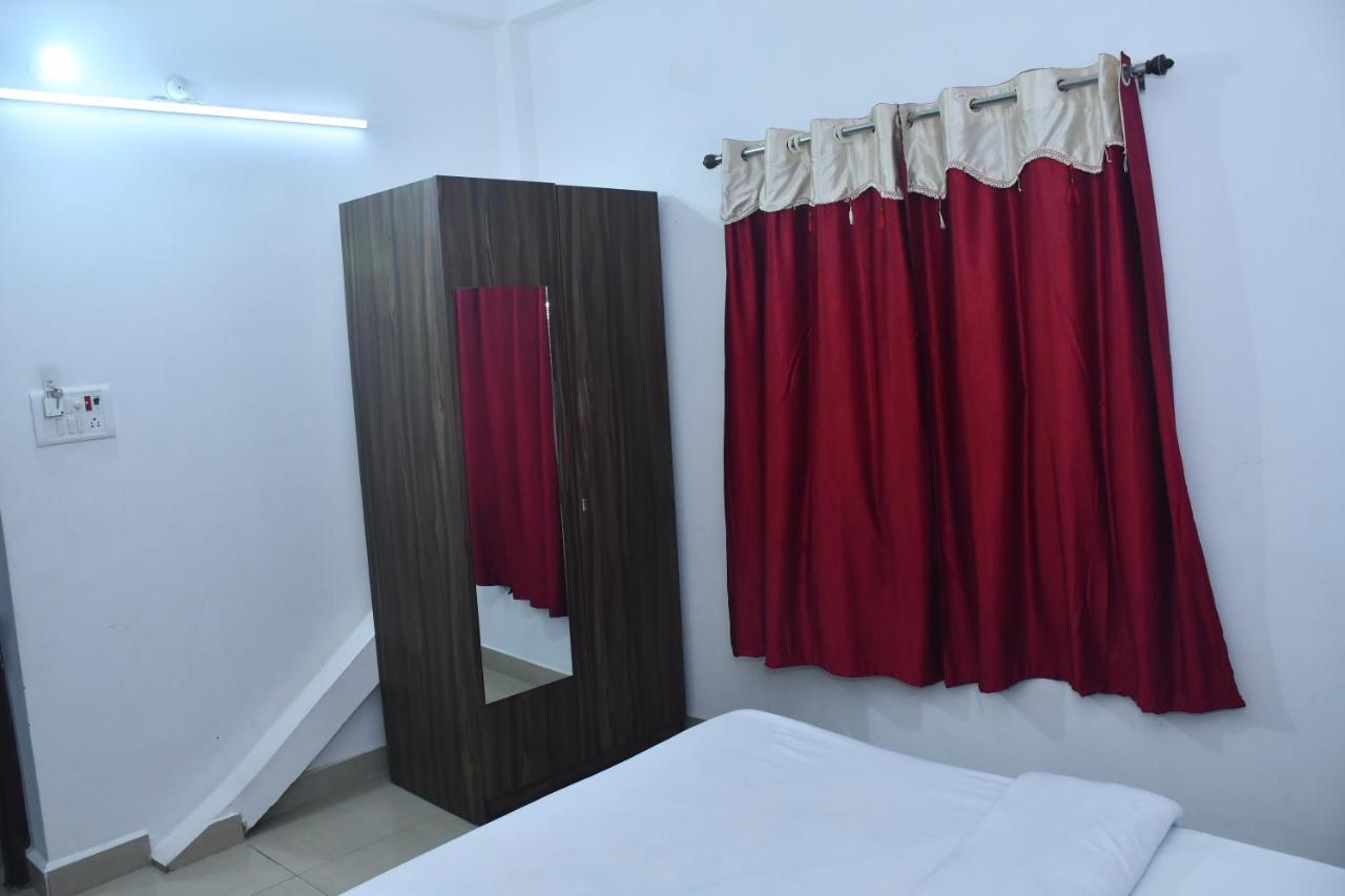 Hotel Awadh Palace Sahjanwa Ngoại thất bức ảnh