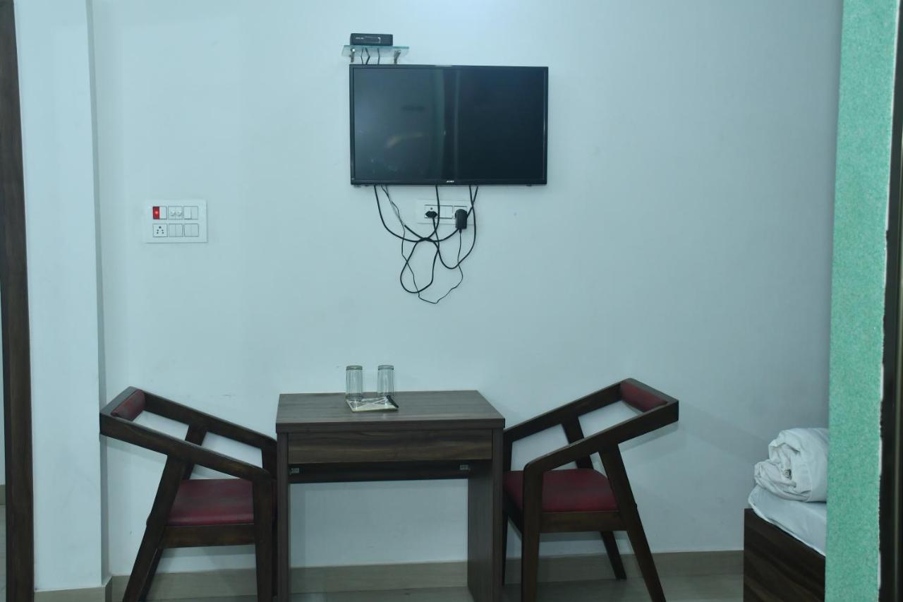 Hotel Awadh Palace Sahjanwa Ngoại thất bức ảnh