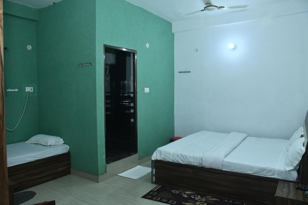 Hotel Awadh Palace Sahjanwa Ngoại thất bức ảnh